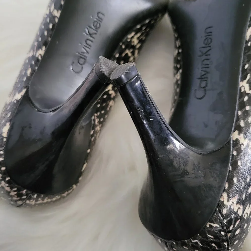 Calvin Klein pre owned